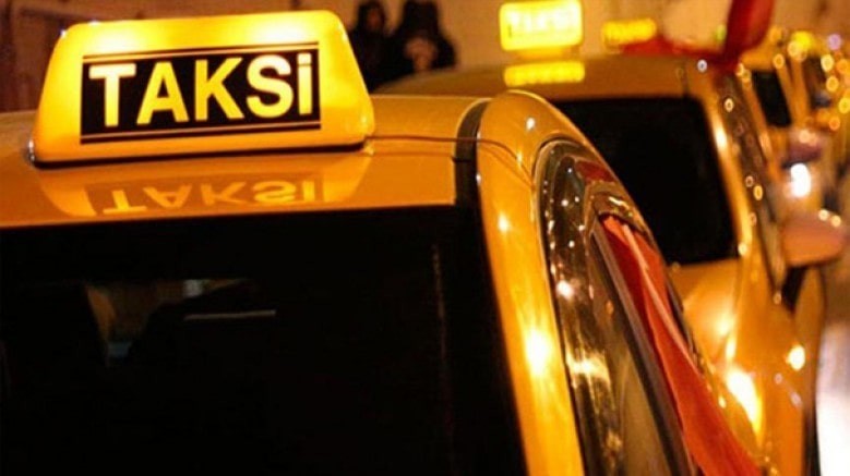 İstanbul'da; 8+1 taksiye dönüştürülen bin 755 araçtan 1038'i, normal taksiye çevrildi