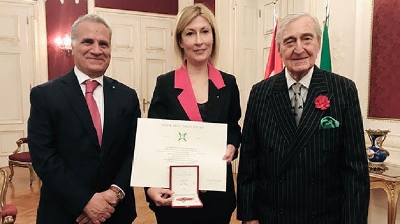 Rahmi M. Koç Müzesi, İtalya ile Türkiye arasındaki kültürel ilişkileri güçlendiren gayretlerinden ötürü, Devlet Madalyası ile ödüllendirildi