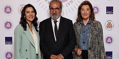 Ülkemizin gelişimine katkıda bulunan öncü kişi ve kurumları destekleyen ve görünür kılan Anadolu Ödülleri’nin bu yılki ana teması 'Söz Kadında' oldu