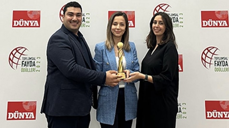 Türkiye'de otizmli bireylerin istihdamına öncülük yapan Eker Süt Ürünleri, Toplumsal Fayda Ödülleri’nde Jüri Özel Ödülü'ne layık görüldü