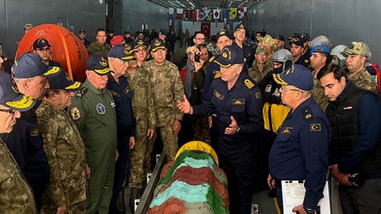 Türkiye'nin ilk yerli ve milli akıllı deniz dip mayını MALAMAN, NUSRET-2025 Davet Tatbikatı kapsamında tanıtıldı