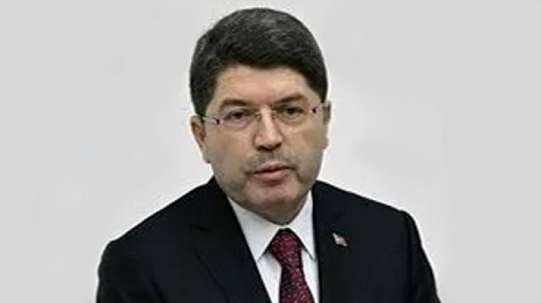 2024 yılı sonunda başlattığımız 'Sıfır Kadastro Dosyası Projesi' kapsamında; 2025 yılının ilk 3 ayında, 75   bin 726 taraf ve 20 bin 270 parsel hakkında hüküm tesis edildi
