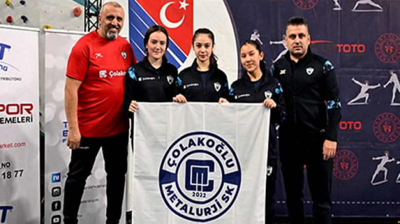 Çolakoğlu Metalurji Spor Kulübü bünyesinde yetişen üç başarılı genç sporcu, Uluslararası U14 Yıldızlar Kılıç Circuit Turnuvası’nda Türkiye adına piste çıkacak