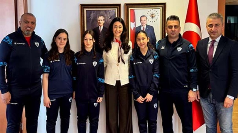 Çolakoğlu Metalurji Spor Kulübü’nden Madrid Büyükelçiliği’ne anlamlı ziyaret