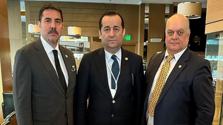Cumhurbaşkanlığı kararnamesiyle kurulan Tüm Emlak Danışmanları Birliği'nin (TEDB) İzmir İl Başkanı, Özkan Yalaza oldu