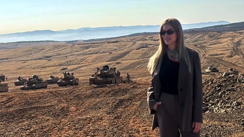 Dünyanın ilk tank aksiyon dizisi 'Siyah Bere', genç ve vizyoner yapımcı Hande Canpolat imzasıyla izleyiciyle buluştu