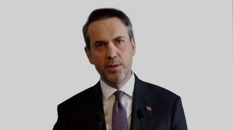 ''Güneş ve rüzgarda neredeyse sıfır olan kurulu gücümüzü, bugün 40 bin megavatın üzerine çıkardık. Böylece; rüzgar ve güneşte 120 bin megavat hedefimizin üçte birini, gerçekleştirmiş olduk''