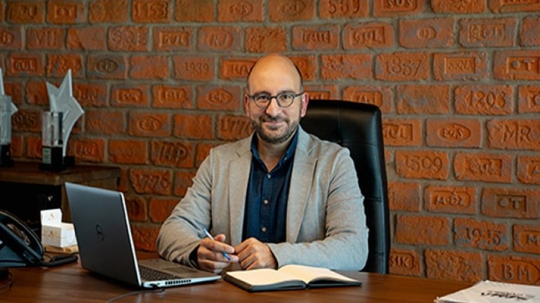 'Hiç bir altyapı yatırımı yapmaya gerek bırakmayan HarmonyCloud ile işletmeler, yerel ve uluslararası e-ticaret   pazarlarına kolayca bağlanarak; operasyonlarını hızlandırıp, karlılıklarını artırabilir'
