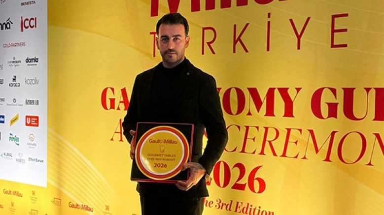 İzmir Karaburun’dan ilk kez bir restoran, uluslararası bir gastronomi rehberinde yer almaya hak kazandı