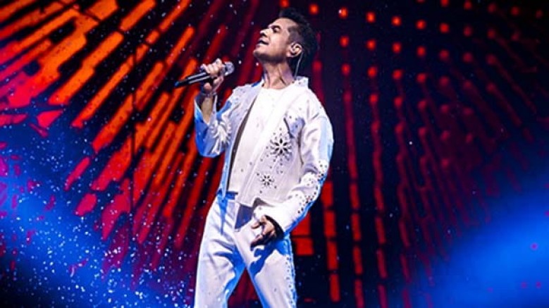 Kenan Doğulu; sevilen hitlerini, bu kez; senfonik bir yorumla sahneye taşıyor / 2 - 3 Mayıs / İstanbul Kongre Merkezi