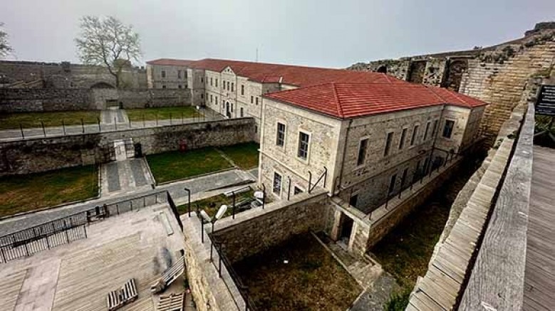 Kültür ve Turizm Bakanlığı tarafından restore edilen Sinop Tarihi Cezaevi; modern müzecilik anlayışıyla, yeniden ziyarete açıldı