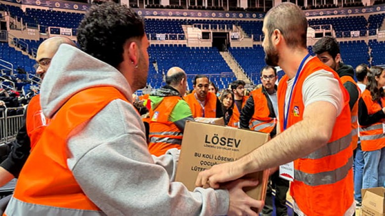 Lösemili Çocuklar Sağlık ve Eğitim Vakfı (LÖSEV); 27 yıldır var gücüyle çalışıyor ve ailelerin tüm ihtiyaçlarına kalıcı çözümler sağlıyor