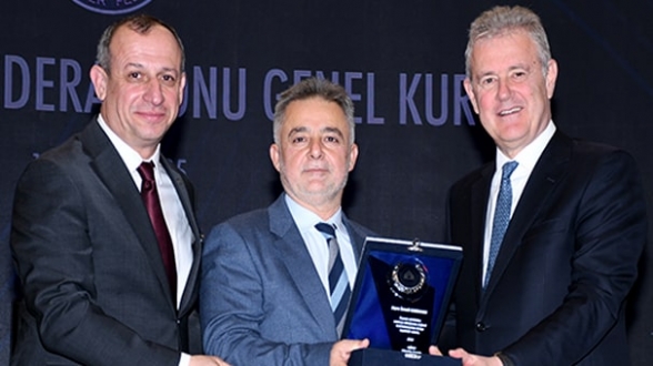 Müteahhitler Federasyonu'nun (MÜFED), olağan genel kurulunda; başkanlığa oy birliğiyle Ayhan Sulak seçildi