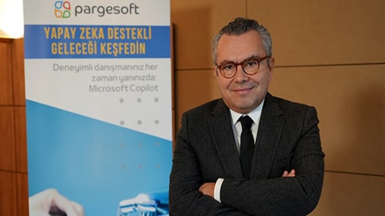 Pargesoft tarafından geliştirilen eChargeCRM; şarj istasyonlarının durumu, enerji tüketimi, kullanıcı   alışkanlıkları, cihaz performansı gibi verileri analiz ederek, uzaktan erişim imkânı sayesinde; saha ziyaretleri ve müdahale gereksinimlerini azaltıyor