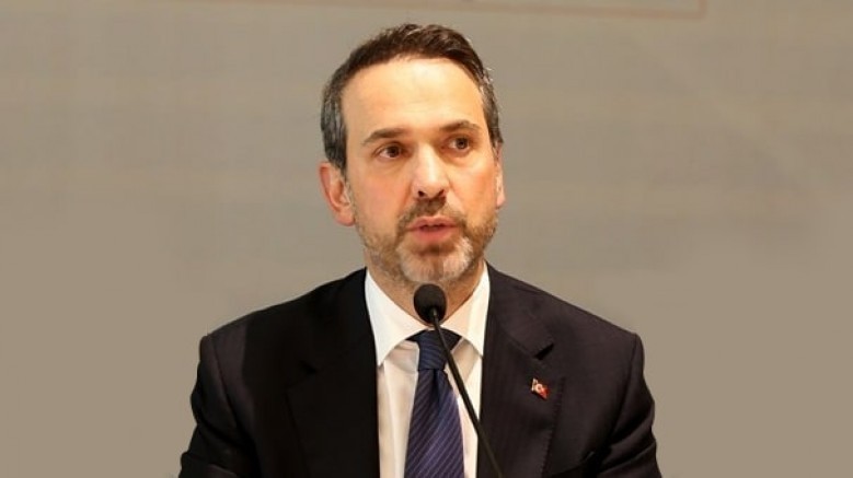 'Şu anda, doğal gaz tüketimimizin neredeyse yarısını sıvılaştırılmış gazla karşılayabilir durumdayız'