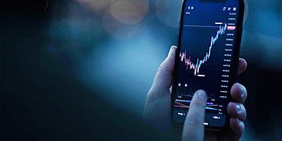 ABD Başkanı Donald Trump, Hindistan'ın Rus ham petrol alımlarını durdurarak bunun yerine; ABD'den ve muhtemelen Venezuela'dan daha fazla petrol satın alacağını duyurdu