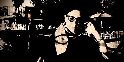 Bireyin iç dünyasına, benlik algısına ve kimliğin dönüşken doğasına odaklanan güçlü bir görsel anlatı / Jale İris Gökçe'den, Kendilik/Self sergisi