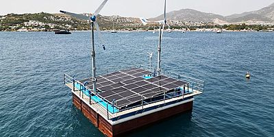 Bodrum Belediyesi, kuraklığa çözüm olarak; deniz suyunu içme ve kullanma suyuna dönüştüren, güneş ve rüzgâr enerjisiyle çalışan; yüzer arıtma sistemi kurdu