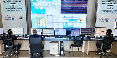 Boğaziçi Üniversitesi Kandilli Rasathanesi ve Deprem Araştırma Enstitüsü (KRDAE), Marmara’da yürüttüğü Deprem Erken Uyarı Sistemi çalışmalarında yeni bir aşamaya geçti