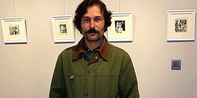 Çağdaş sanatın dikkat çeken isimlerinden Ömer Koçağ’ın 'Kağıt İşler' adlı kişisel sergisi, Evrim Sanat Galerisi’nde sanatseverlerle buluştu