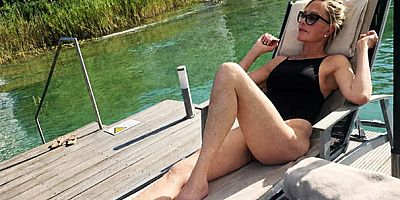 Dünya starı Melanie Griffith; Avusturya’nın güneyinde, dünyaca ünlü VIVAMAYR Maria Wörth’te onbeş gün süren sağlıklı yaşam ve yenilenme programına katılarak; temposuna kısa bir mola verdi