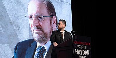 'Elindeki kağıdı yeşile boyayıp, bütün dünyaya ihraç edip; bütün dünyanın emeğini ve üretimini bedavaya satın alma yöntemi'