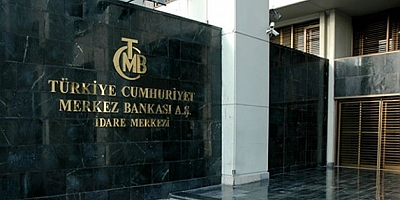 'Enflasyonun tahmin aralığının güncellenmesinde, belli başlı risklerin belirginleşmesi ve varsayım revizyonlarımızın yanı sıra; TÜFE hesaplama yönteminde yapılan değişiklikler kapsamında, hizmet grubunun sepet içindeki payının artması da rol oynadı'