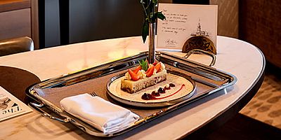 Fairmont Quasar Istanbul, Fairmont Hotels & Resorts ile Make-A-Wish iş birliğiyle hayata geçirilen Bake-A-Wish projesinde seçilen tatlının satış gelirinin bir bölümünü, çocuklar için bağışlıyor