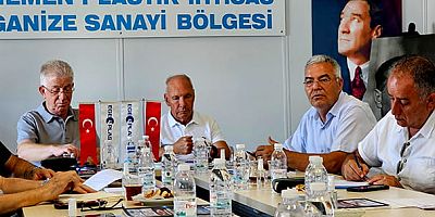 'Gayrisafi Milli Hasıla içerisinde imalat sanayisinin payı, son beş yılda; yüzde 22’den yüzde 16 seviyesine geriledi'