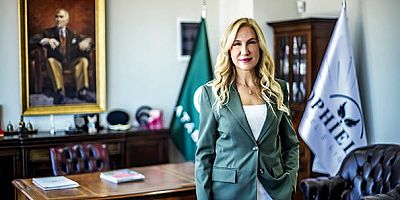 'Göz çevresi hassas bir yapıya sahip; operasyonlar sonrasında doğru ürünler kullanılmalı'