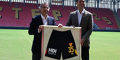 HDI Sigorta logosu, son iki yılda olduğu gibi 2026-2027 sezonunda da Göztepe Spor Kulübü’nün forma şort alanında yer almaya devam edecek