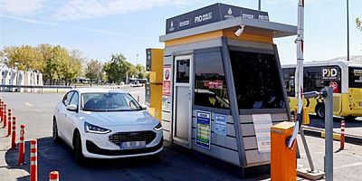İstanbul'da toplu taşımaya yakın yerlerdeki 'Park Et Devam Et' otoparklarının sayısı 10’dan, 15’e çıkarıldı