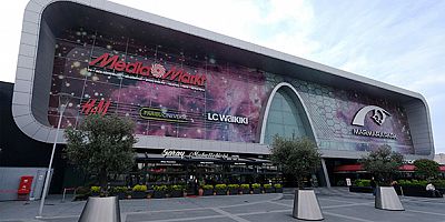 Marmarapark AVM, Türkiye’yi uluslararası arenada temsil eden UCI (Uluslararası Bisiklet Birliği) onaylı profesyonel bisiklet takımı İstanbul Team’e sponsor oldu