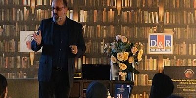 'Ne iş yaptığımı sorduklarında profesyonel meraklıyım diyorum'
