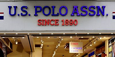 Saat & Saat, Türk giyim markası Aydınlı Grubu'nun satın alınmasıyla; küresel hazır giyim endüstrisine girerek, şirketin bölgesel portföyünü; başarılı saat işinin yanında genişletmeyi hedefliyor