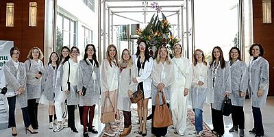 Sanat tutkunlarını bir araya getiren Maison Yirmisekiz Sanat Kulübü, uluslararası esans üreticisi MG International Fragrance Company’nin Gebze’deki çevre dostu tesislerini ziyaret etti