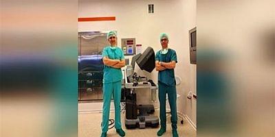 Tek böbrek üstü beziyle yapılan ameliyat, literatüre girdi