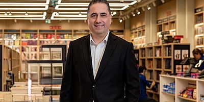 Türkiye'nin önde gelen kültür, sanat, eğlence ve teknoloji perakende zinciri D&R'ın; yeni genel müdürü, Hakan Kayaman oldu