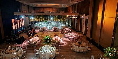 Yılın her döneminde farklı konsept ve ölçekteki düğünlere ev sahipliği yapan Fairmont Quasar Istanbul, PR Insider Travel Awards 2026 kapsamında düzenlenen okuyucu oylamasında; En İyi Düğün Oteli kategorisinin birincisi oldu