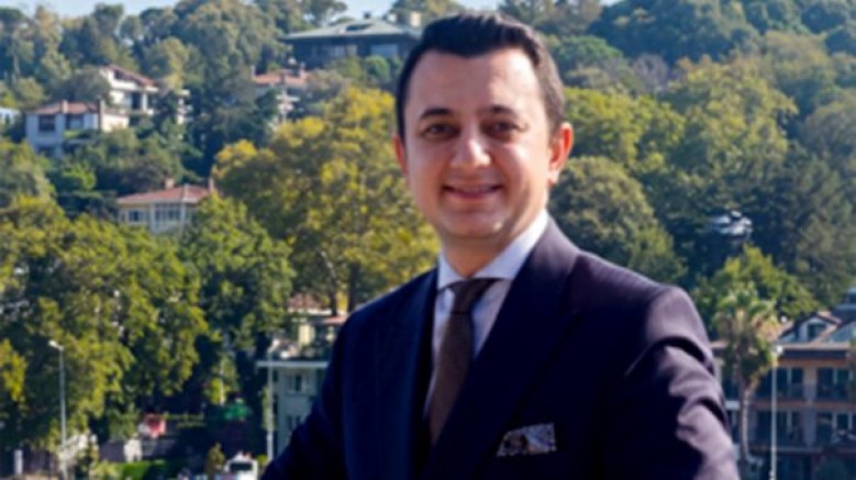 The Grand Tarabya Managed by Accor’un Yiyecek & İçecek Direktörü görevine, uluslararası lüks otelcilik sektöründe 10 yılı aşkın deneyime sahip olan Melih Kayır atandı