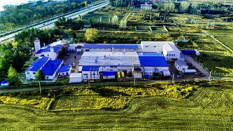 Türkiye’nin yüzde 100 yerli sermayeli öncü ilaç şirketlerinden Drogsan İlaçları; ikinci 50 yılında çevresel, sosyal ve ekonomik performansını kamuoyu ile paylaşırken; geçmişteki başarılarını ve geleceğe dair, taahhütlerini de bir arada sundu