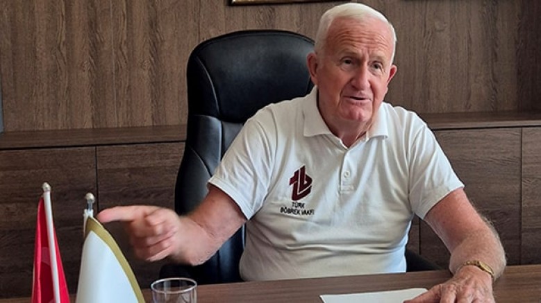 Yaz aylarında hemodiyaliz hastalarının artan meyve – sebze tüketimi, kalpte; ritim bozukluğu, nefes darlığı,   kaslarda; güçsüzlük ve kalp durması gibi tehlikeli durumları, beraberinde getirebiliyor